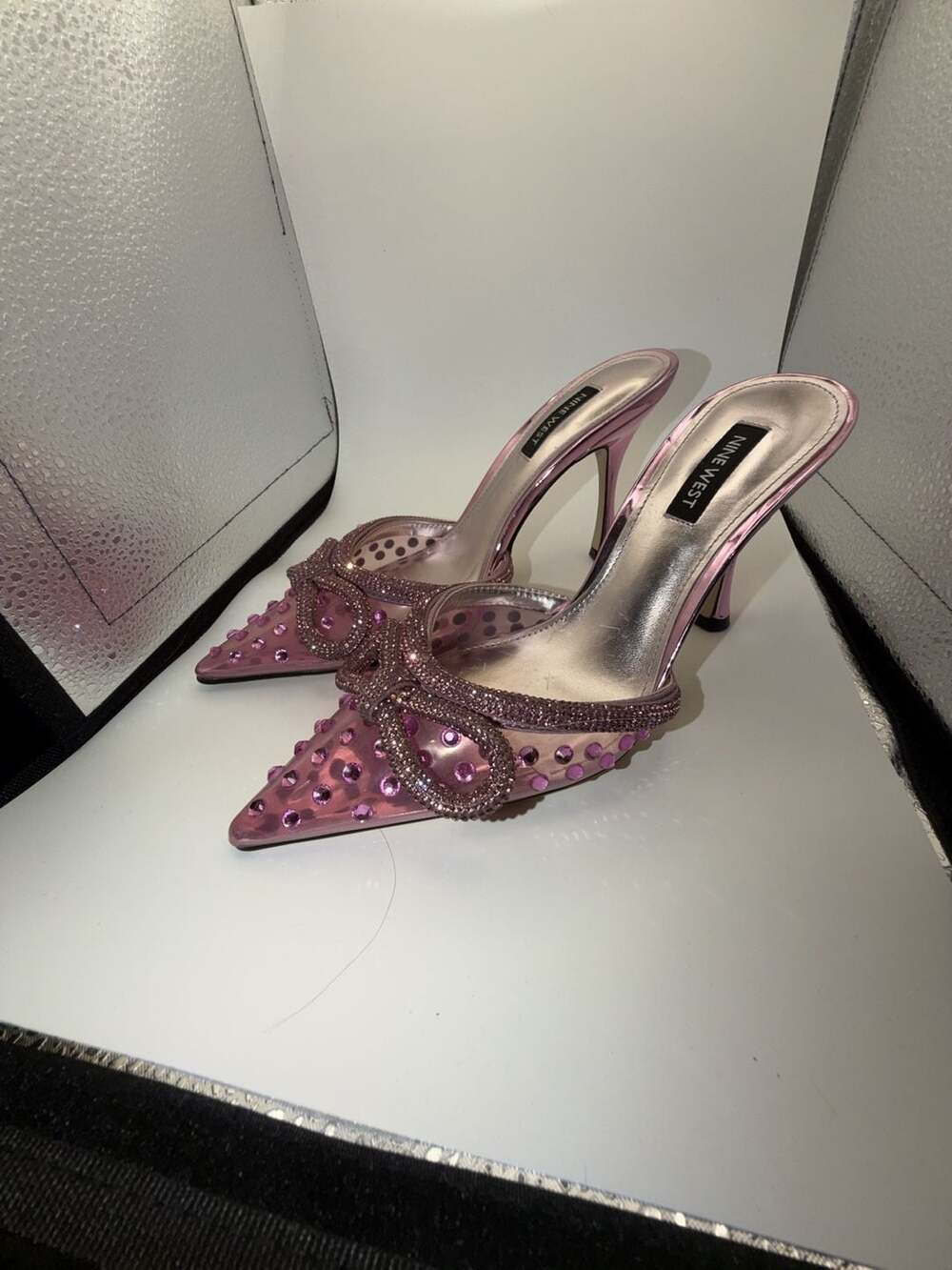 Nine West Pink Rhinestone Bow Pointed Toe Stiletto Mules Size 7 - Picture 4 of 4